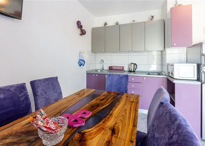 Apartment Katy&mladen 1 *